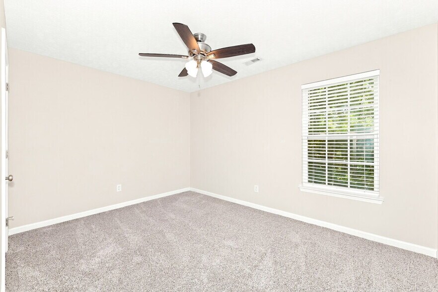 Building Photo - 937 Pebble Beach Cir