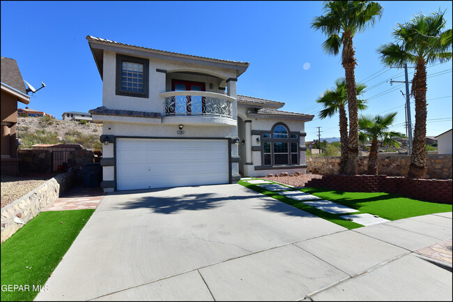 Building Photo - 7301 Corona Del Sol Dr