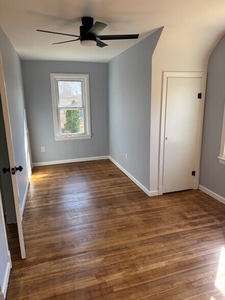 Building Photo - 1302 Hazel St