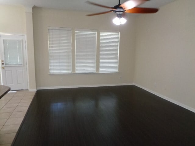 Building Photo - 30034 Saw Oaks Dr