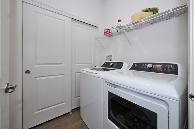 Building Photo - 1179 Woodlily Ln