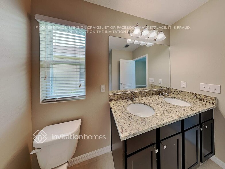 Building Photo - 424 Gris Sky Ln