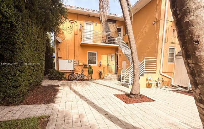 Building Photo - 8144 Harding Ave