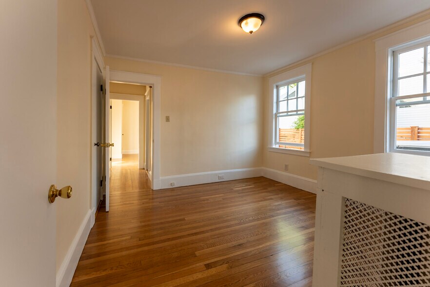 Building Photo - 89 Harnden Ave