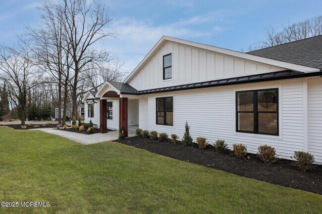 Building Photo - 23 Cormorant Dr