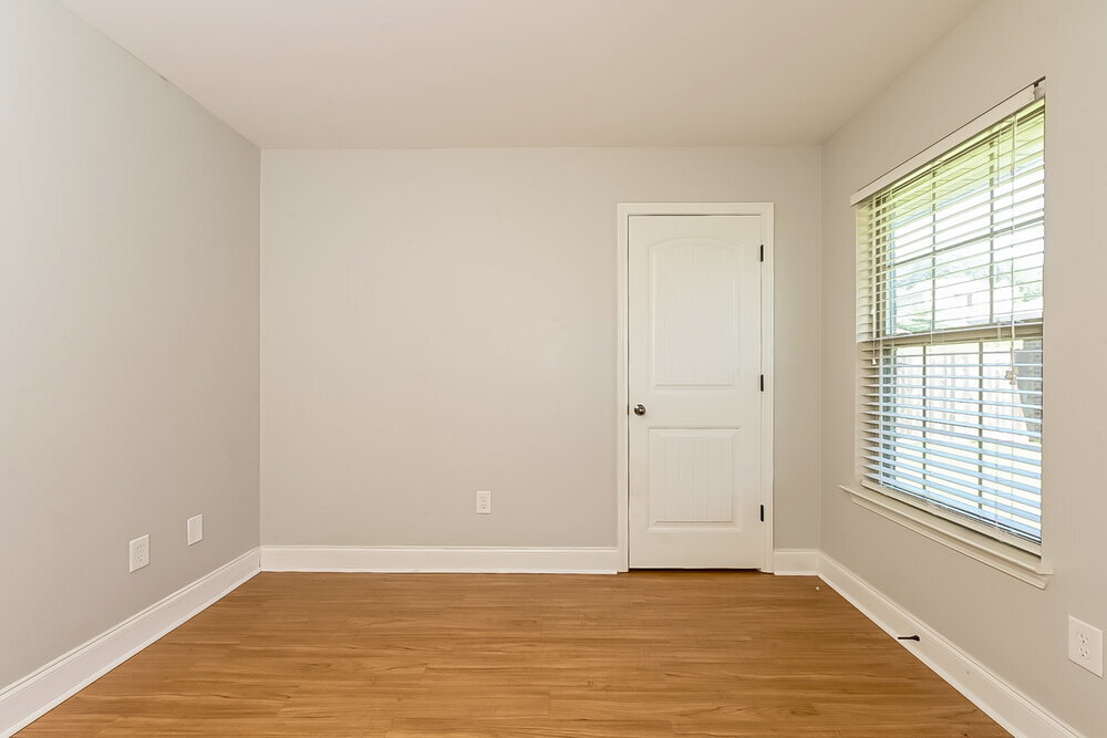 Building Photo - 45 Clover St