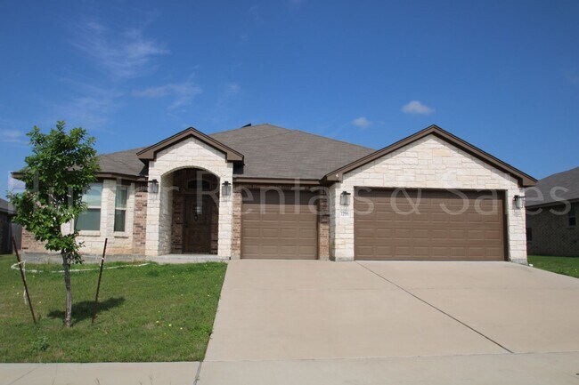 Building Photo - Bright, Open-Concept Living in Copperas Cove