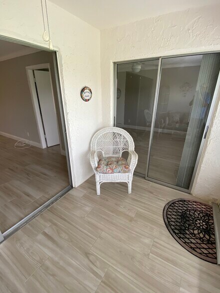 Building Photo - 9619 Midiron Ct