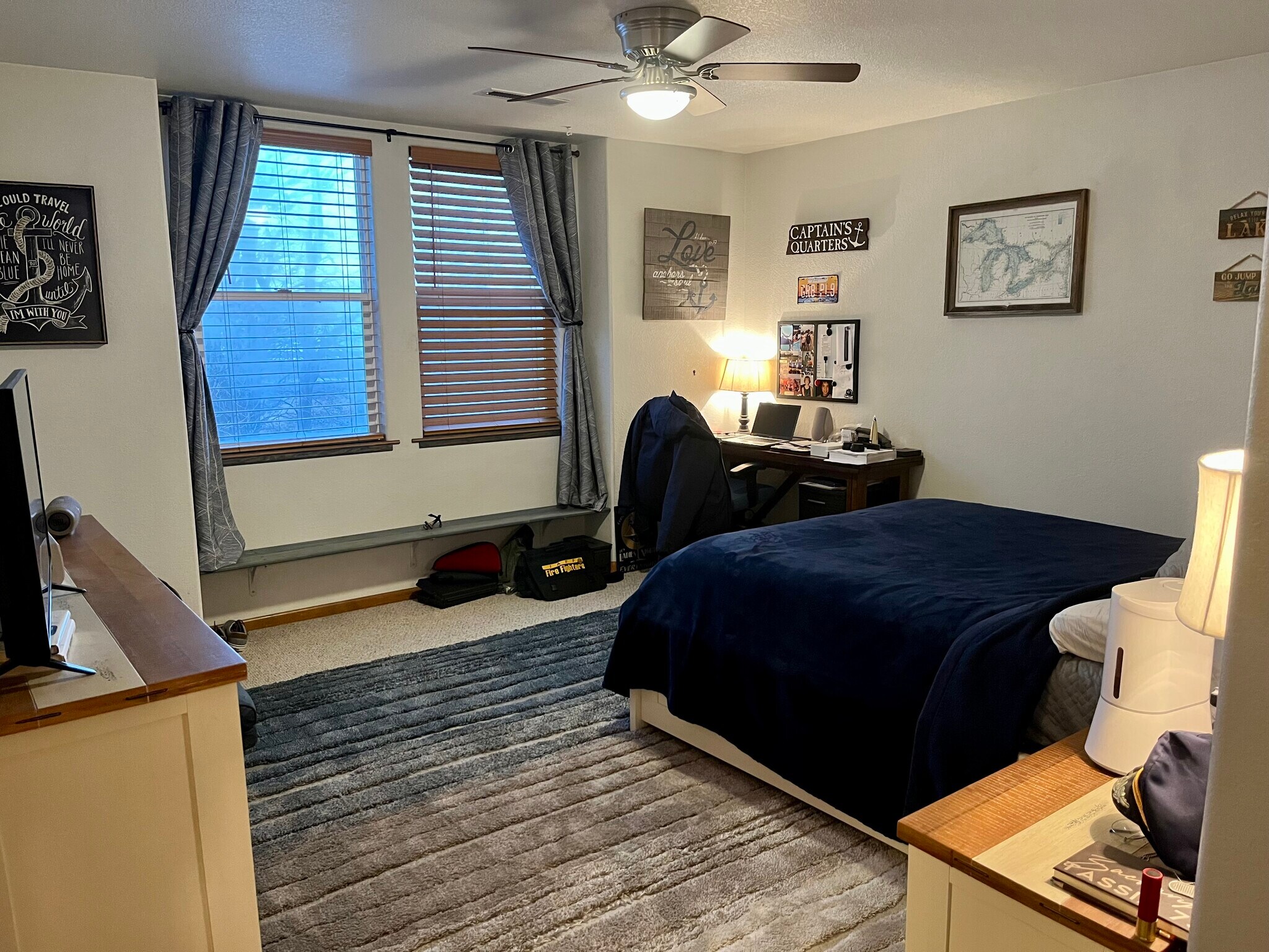 Large Upstairs Bed or Living room with Lake View - 1010 Winona Cir