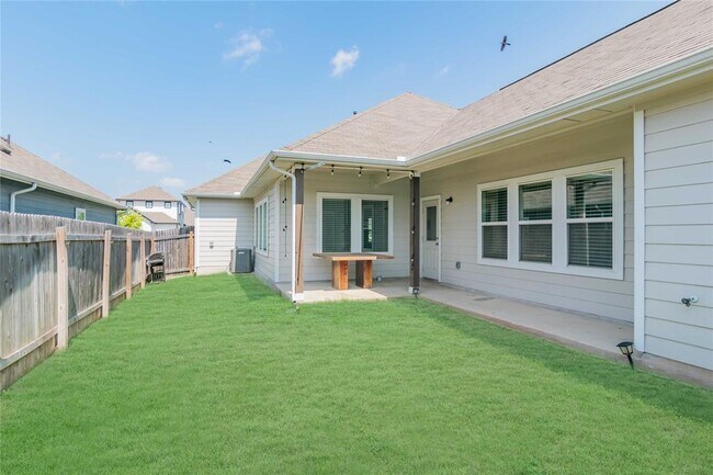 Building Photo - 101 Englenook Dr
