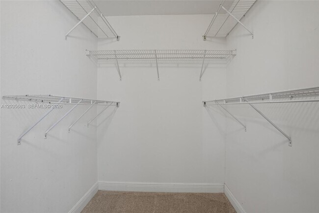 Building Photo - 13993 SW 94th Cir Ln