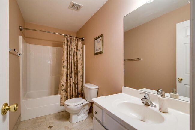 Building Photo - 1265 Bridgeton Park Dr