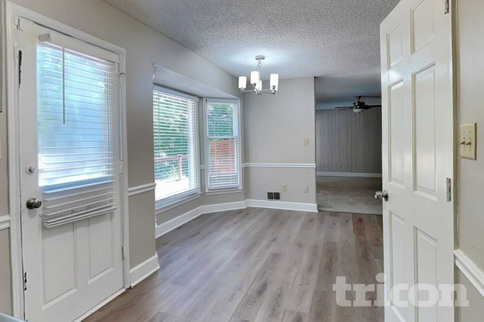 Building Photo - 150 Tanglewood Dr