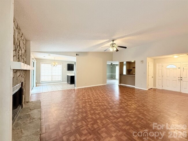 Building Photo - 6924 Long Needles Dr