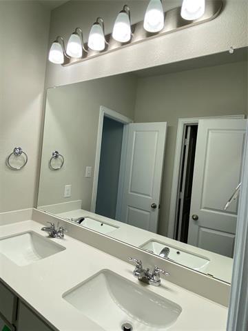 Building Photo - 5116 Shady River Dr