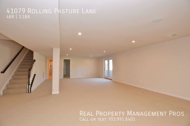 Building Photo - 41079 Rolling Pasture Ln
