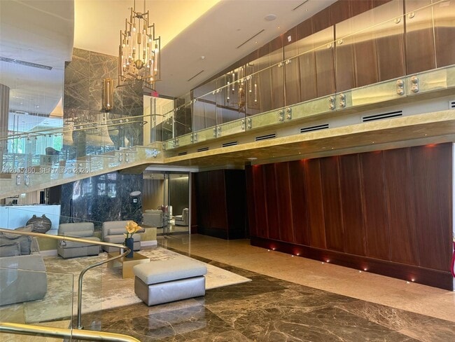 Building Photo - 18101 Collins Ave