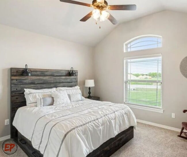 Building Photo - 222 Sand Flat Ln