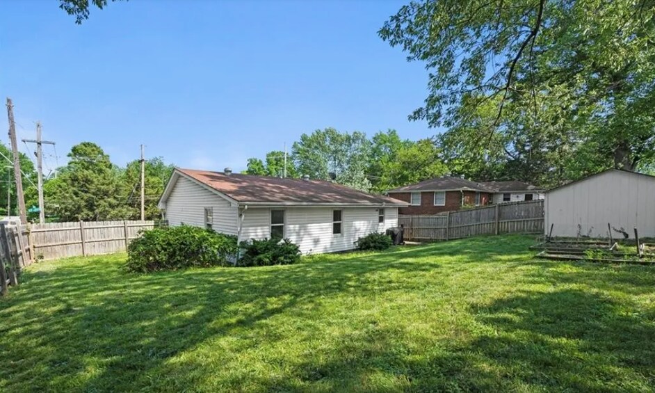 Building Photo - 4724 NE Kelsey Rd
