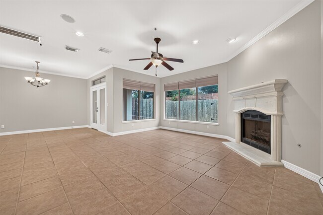 Building Photo - 4307 Lake Walk Ct