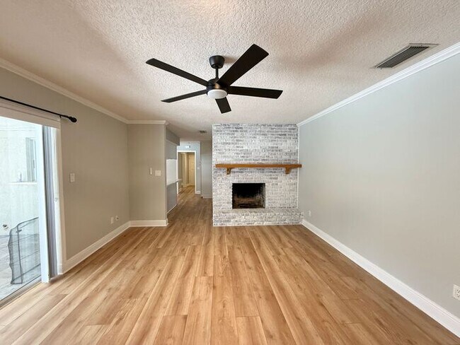 Building Photo - 4/3 WINTER PARK POOL HOME WITH WINTER PARK SCHOOLS! (Orange County Winter Park Schools)