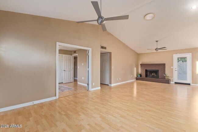 Building Photo - 6501 E Sandra Terrace