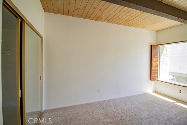 Building Photo - 11818 Moorpark St