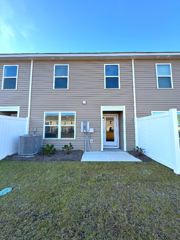 Building Photo - 138 Bayou Loop