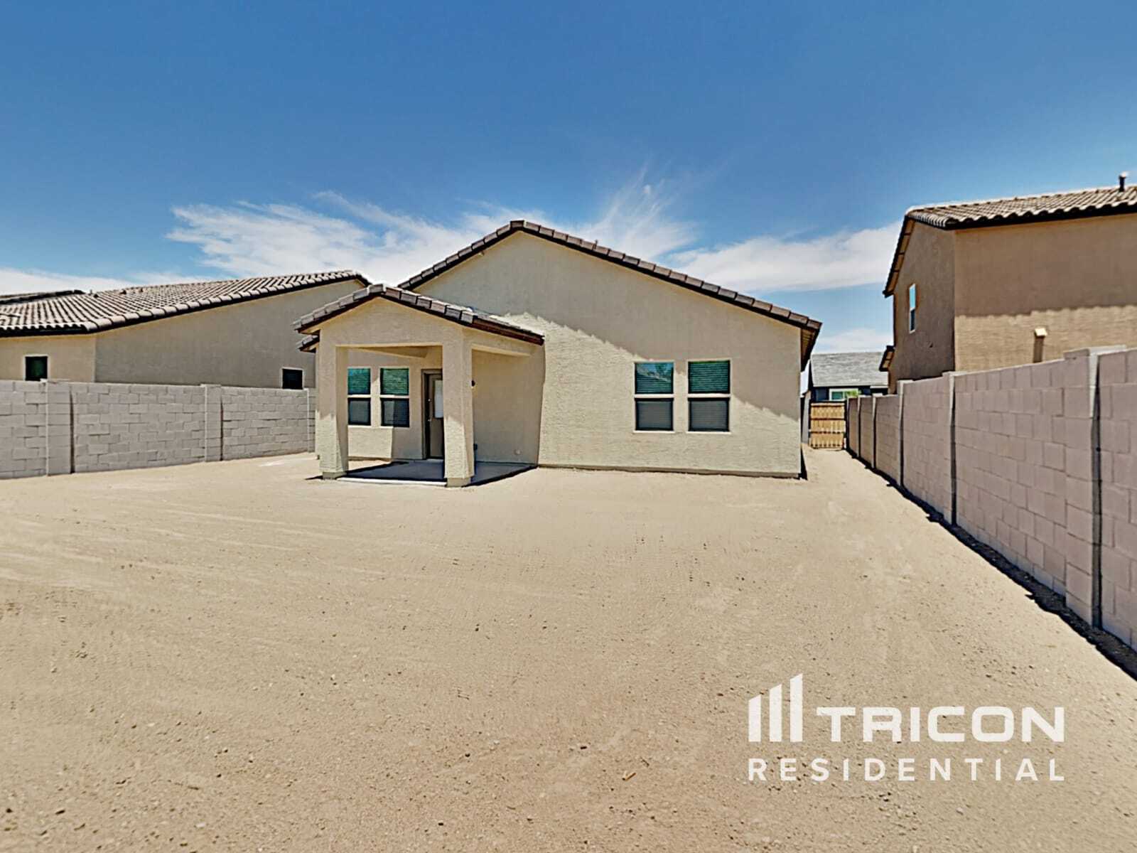 Building Photo - 4627 W Saddlebush Way