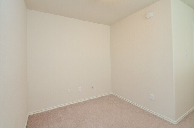 Building Photo - 24542 Folkstone Cir