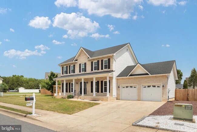 Building Photo - 677 Dellinger Dr