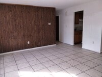 Building Photo - 2 Bedroom / 2 Bathroom Rental – Brooksville, Fl