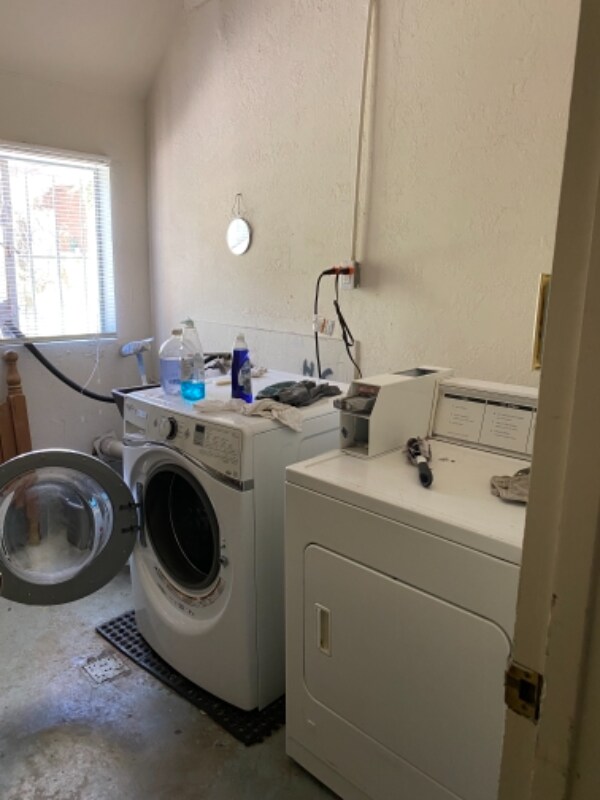 Building Photo - 940 San Jose Avenue