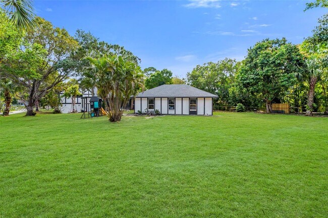 Building Photo - 11143 Monet Woods Rd