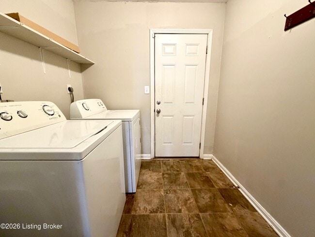 Building Photo - 4830 S 4th St