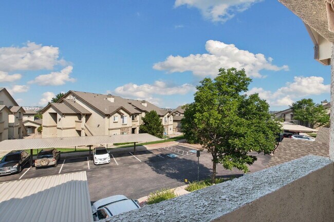 Building Photo - 7124 Ash Creek Heights