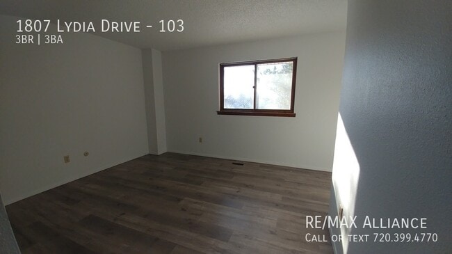 Building Photo - 1807 Lydia Dr