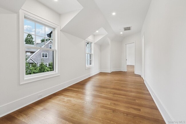 Building Photo - 15 High Point Terrace