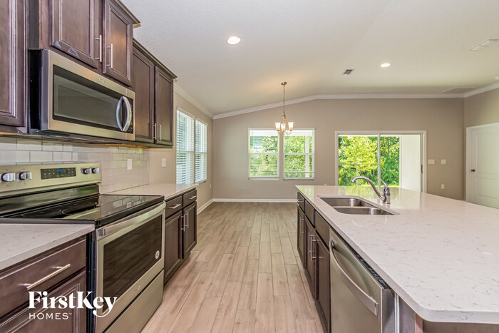 Building Photo - 11497 Red Koi Dr