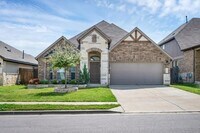 Building Photo - 1909 Goldilocks Ln