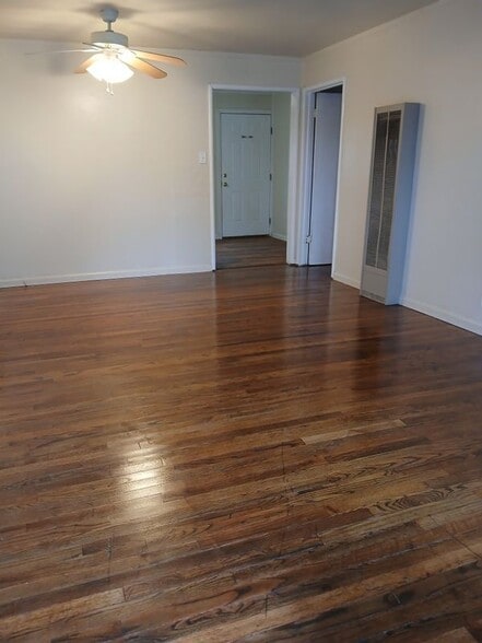 Building Photo - 416 Hilborn St