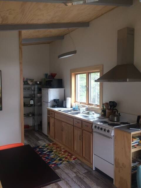 Building Photo - 127 Wood Rd