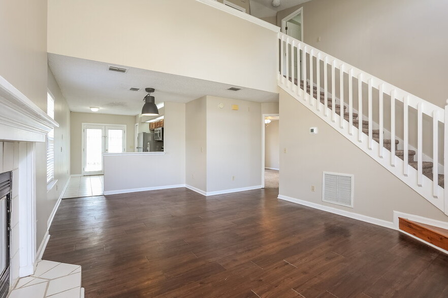 Building Photo - 7579 Sugar Bay Ln
