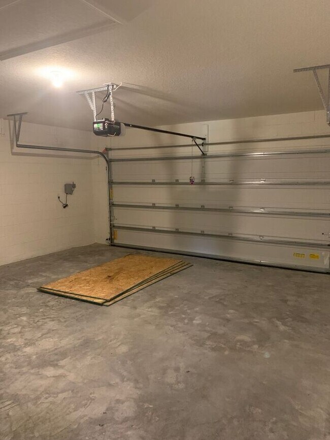 Building Photo - Brand New DH Horton Home For Rent In Coast...