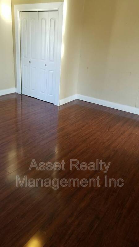 Building Photo - 1401 Hannah Ave