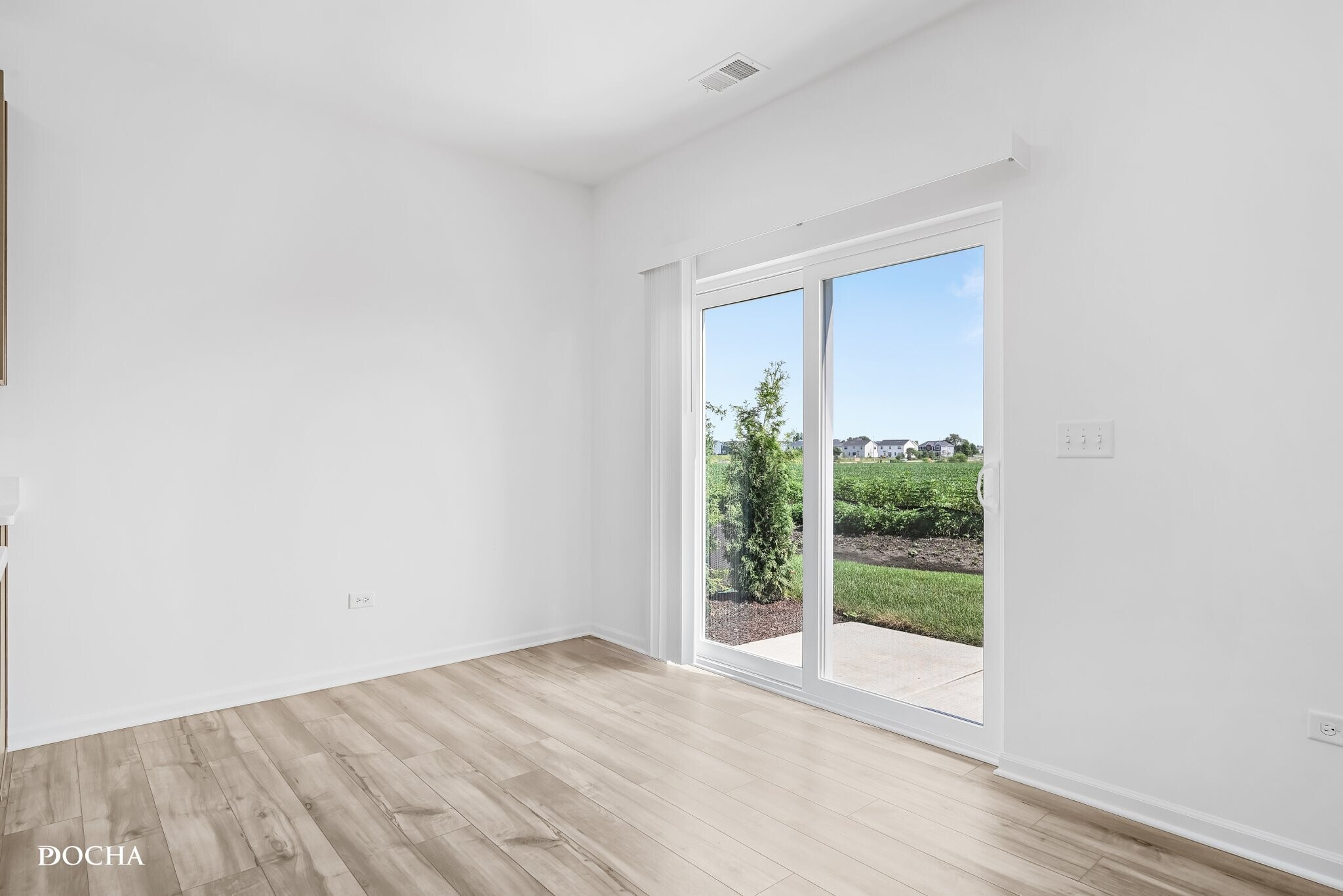 Building Photo - 25639 W Yorkshire Dr