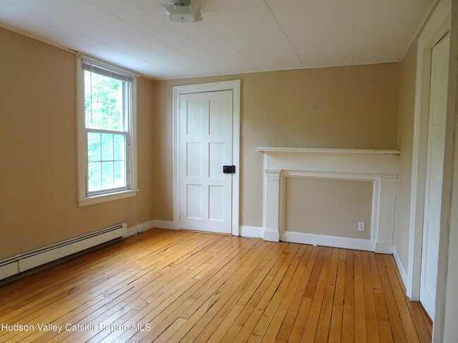 Building Photo - 72 NY-9H