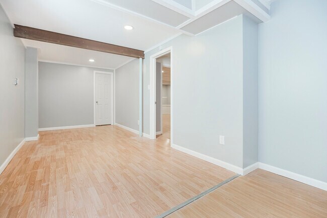 Building Photo - 8562 N Virginia Ave