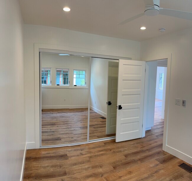 bedroom 2 - 240 Lindero Ave