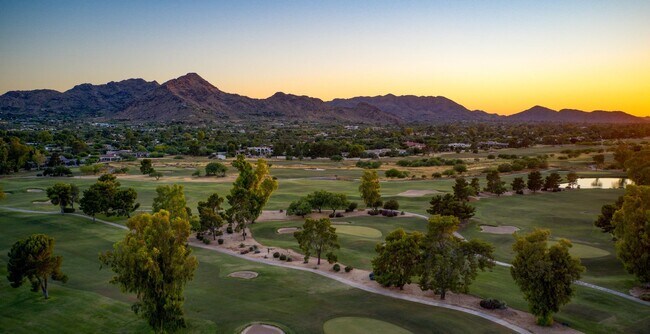 Building Photo - 2400 N 71st St